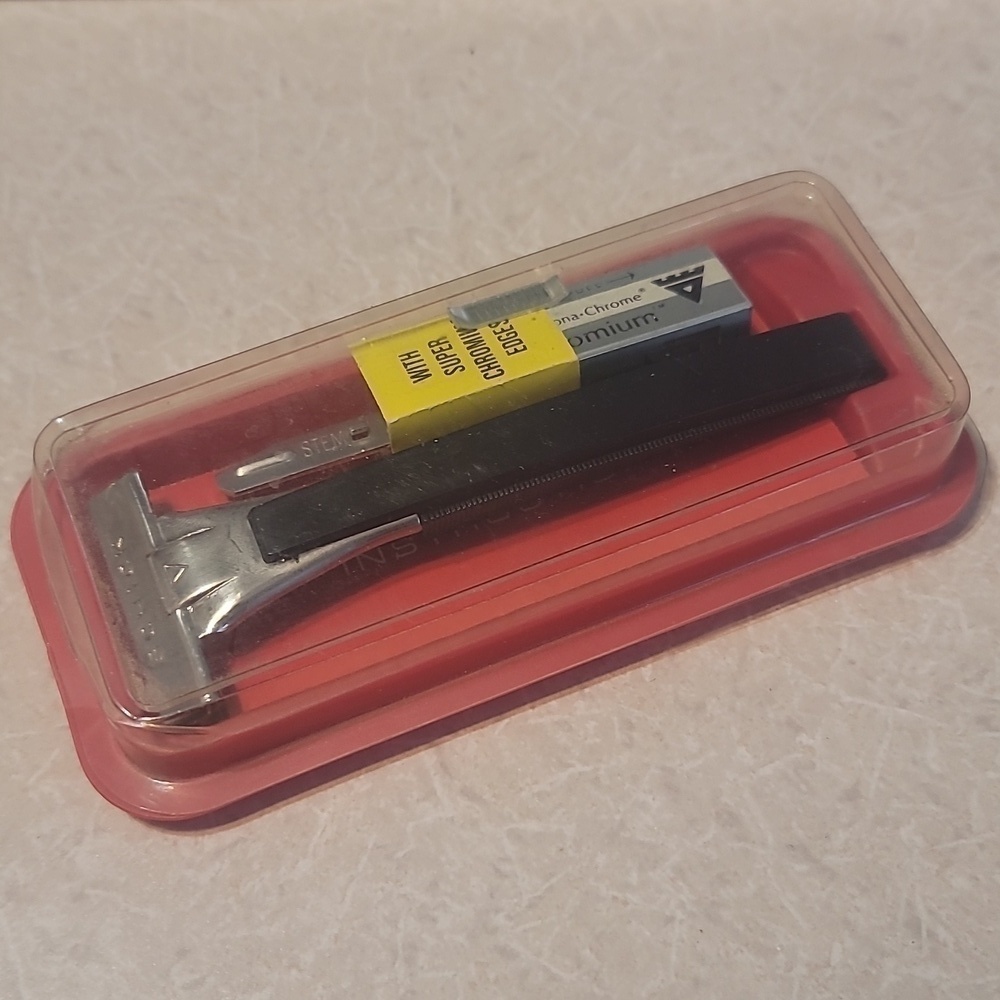 SCHICK Vintage Ejector 1950's 1960's Razor